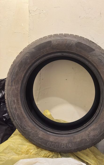 Зимни гуми Zeetex WH1000 215/60 R17 100H XL