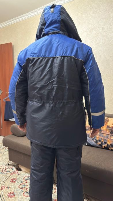 Продам зимнюю спецодежду
