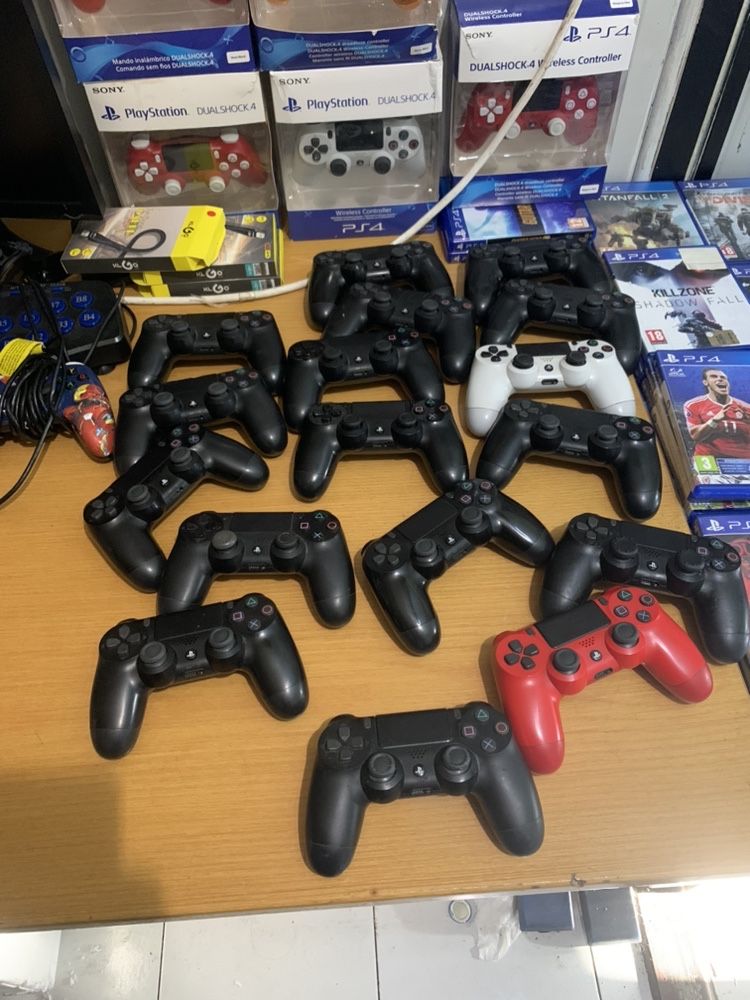 Manete ps 4 playstation 4 pro impecabile