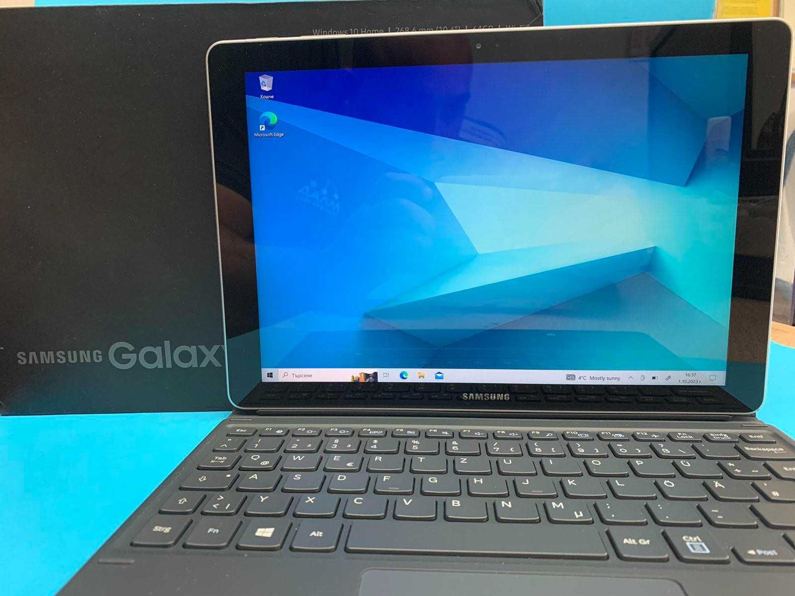 Samsung Galaxy Book 10.6”, 2-in-1 PC / Перфектен