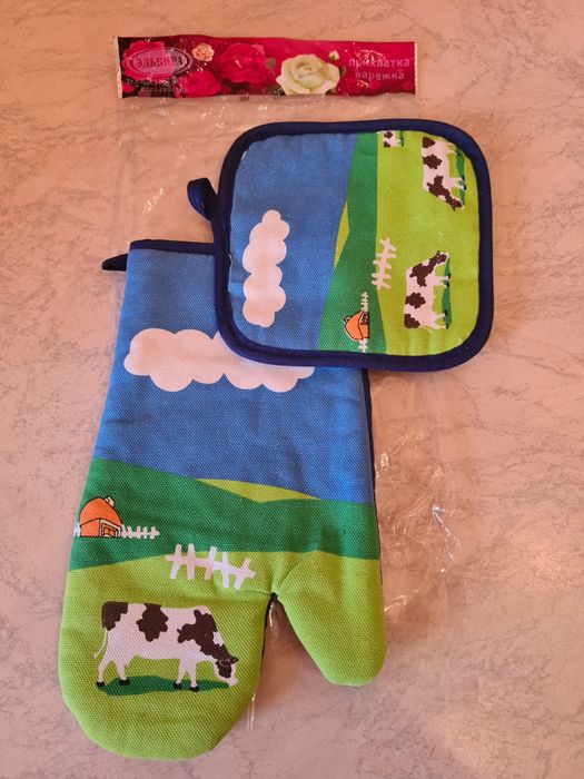 Новые комплекты  кухонных прихваток и щетка