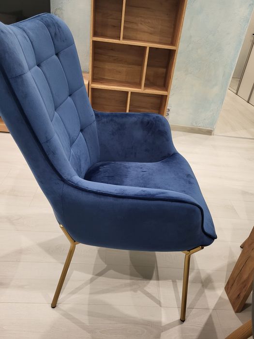 Продавам кресла с подлакътници