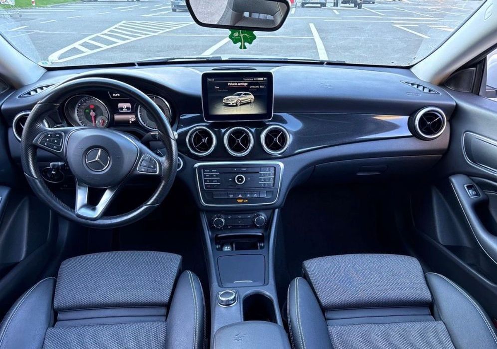 Mercedes-Benz CLA Shooting Brake 220 CDI 2.2 Diesel 170CP Automată