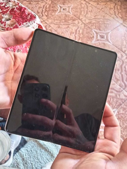 vand samsung z fold4