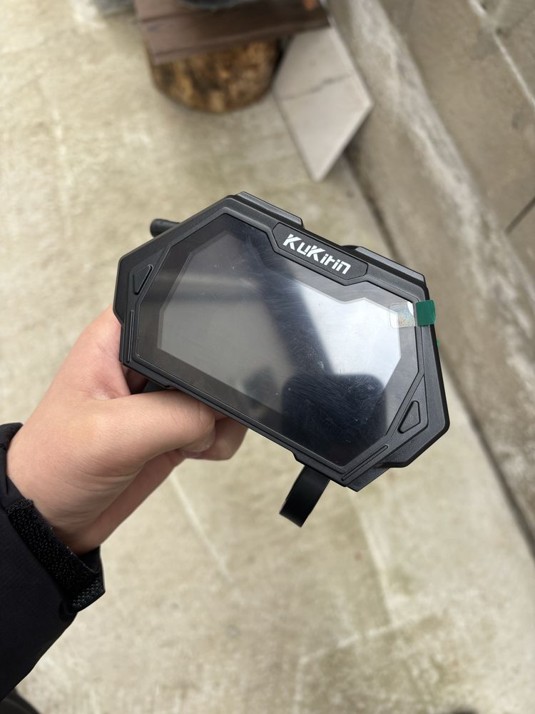 Чисто нов дисплей за g2 master