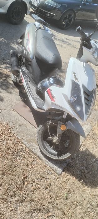Vând scuter moto KSR Moto 125