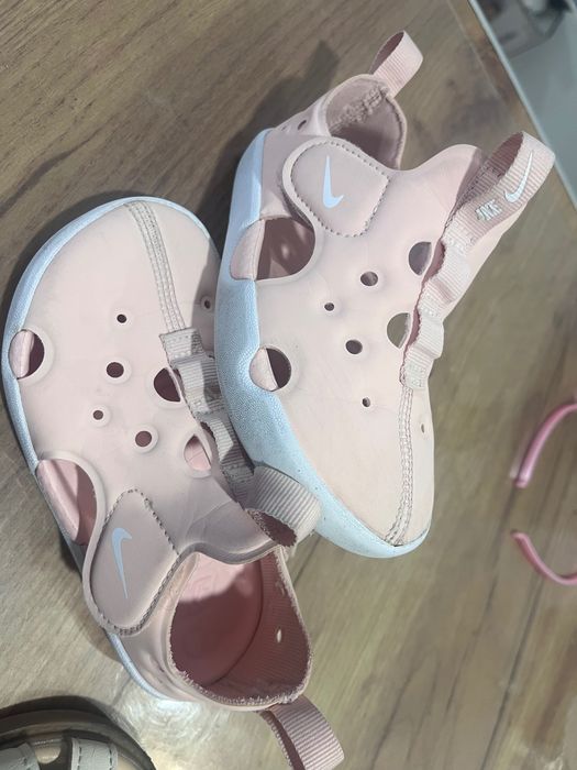 Nike Sunray Protect 4