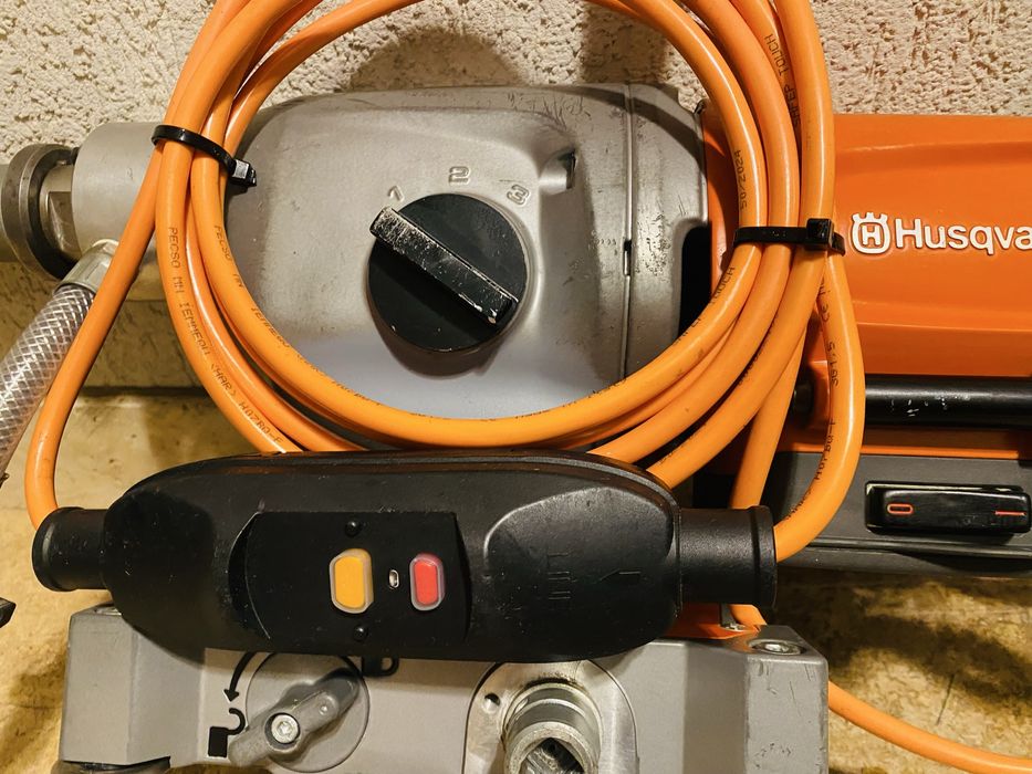 Husqvarna masina de carotat DM 370