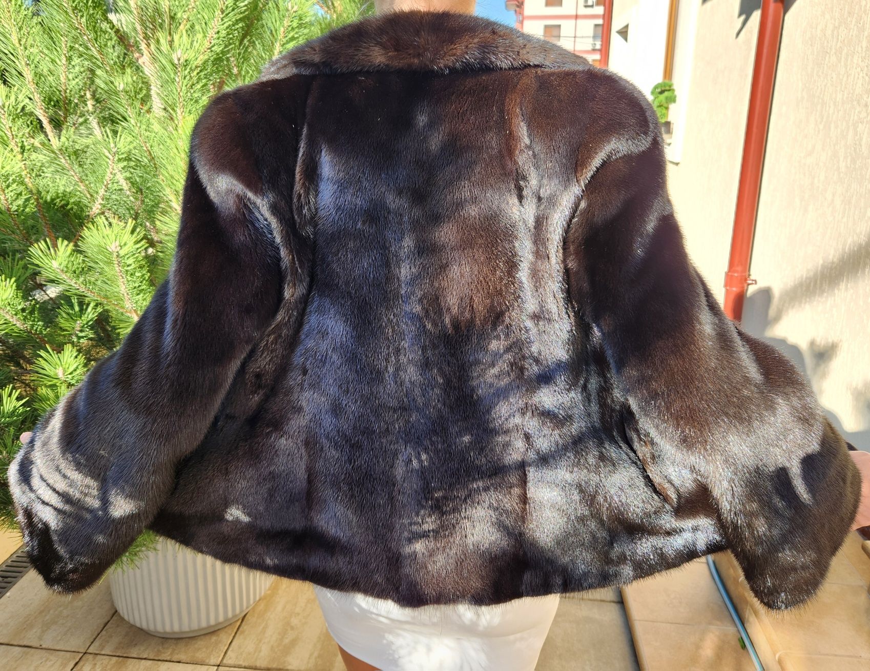 Blana Vizon/Nurca Saga Furs calitate TOP in stare excelenta / Mink Fur
