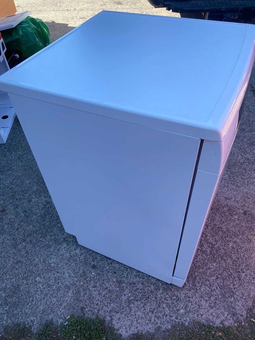 Masina de spalat vase Bosch independenta