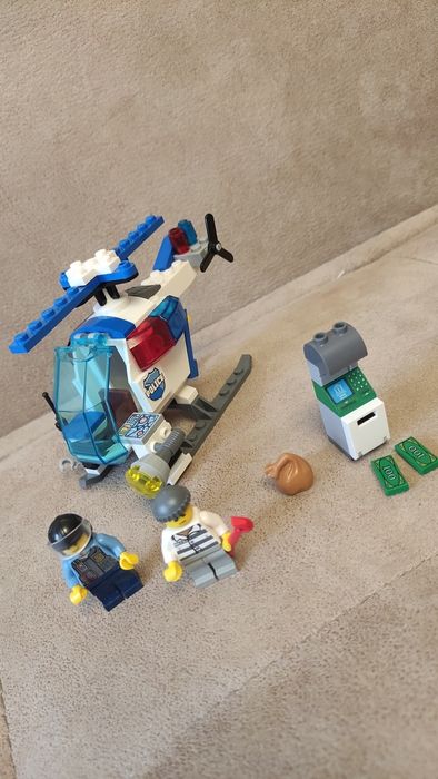 LEGO Juniors 10720 - Преследване с полицейски хеликоптер