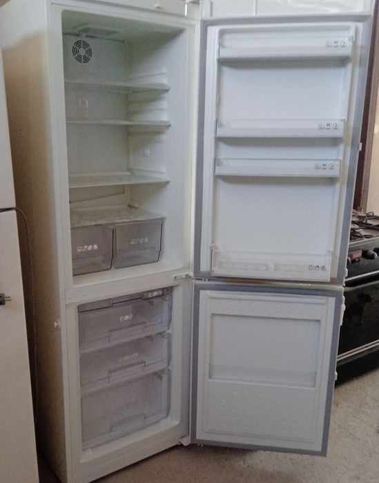 Холодильник лар тез ва сотилади