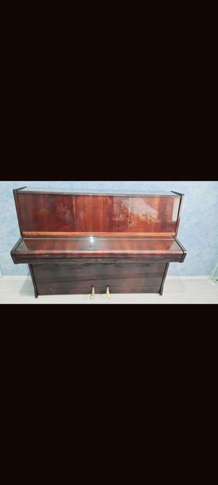 Продам импортное пианино Rosler