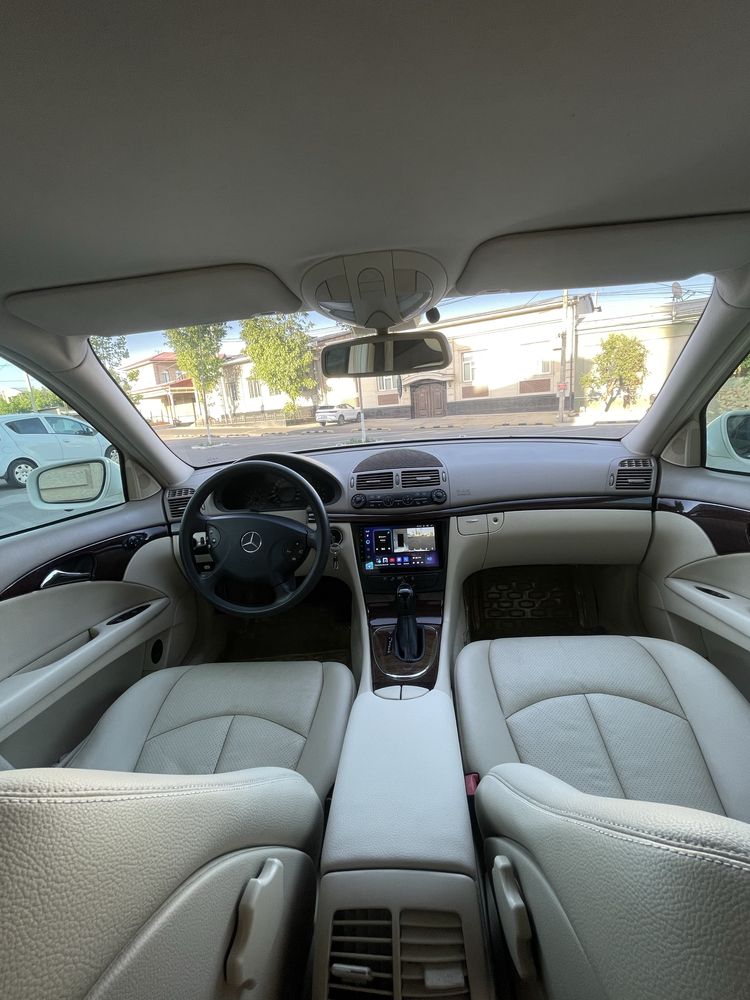 Mercedes-benz W211 e 2 Kompressor e class