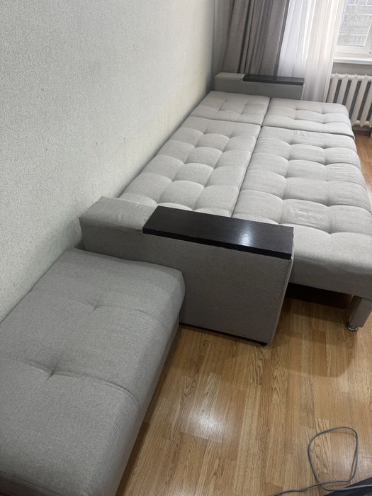 Диван 3,4 м с пуфиком