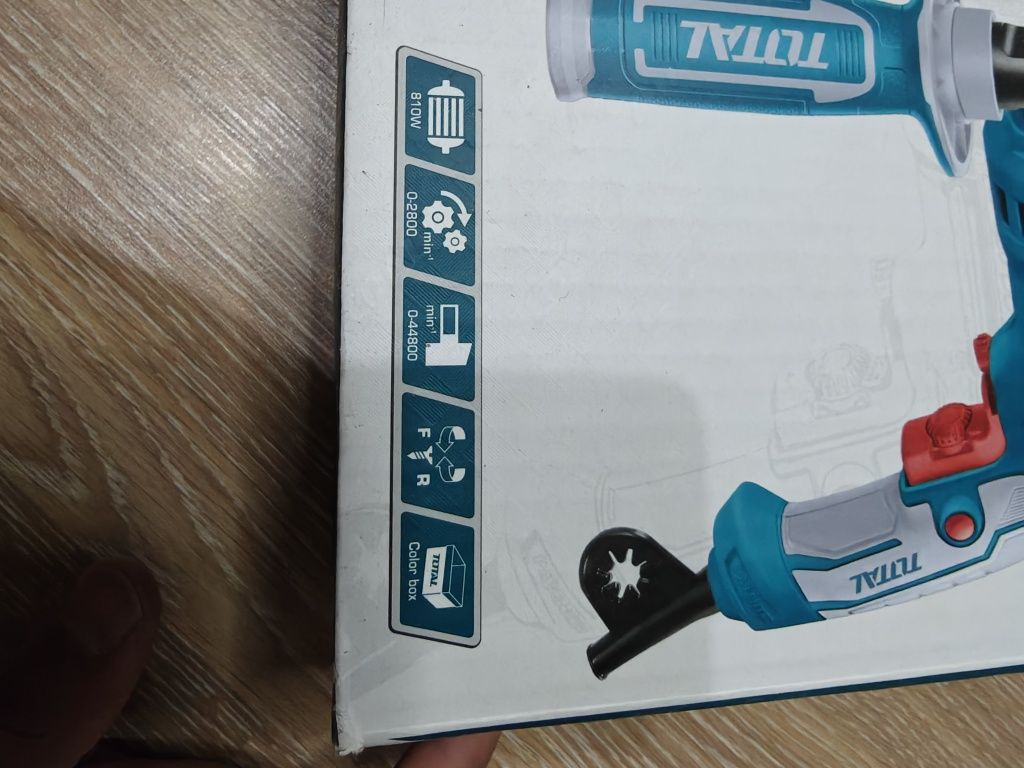 Перфоратор Total 810W
