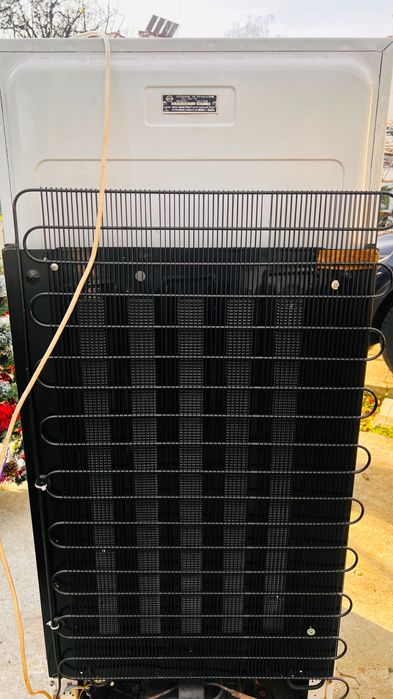 Хладилник с фризер ЗИЛ работещ