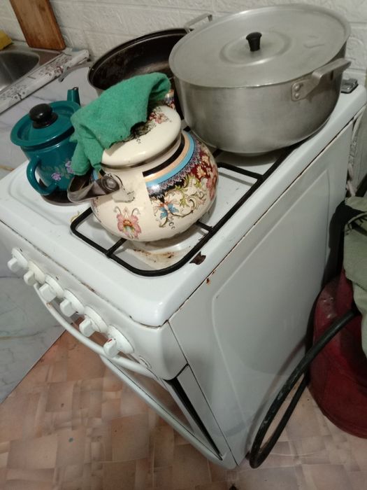 Газ плита сатам продам