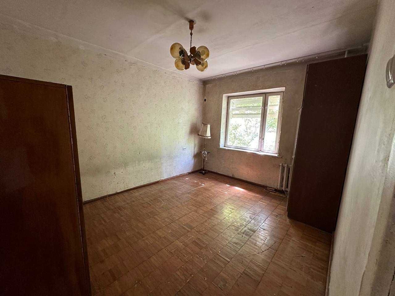 Дархан. Продаётся 3х ком квартира  Срочно. Мирзо Улугбекский район