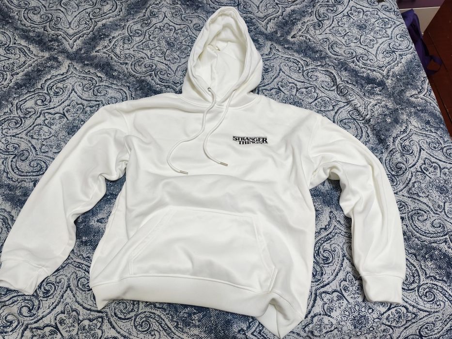 толстовка очень странные дела