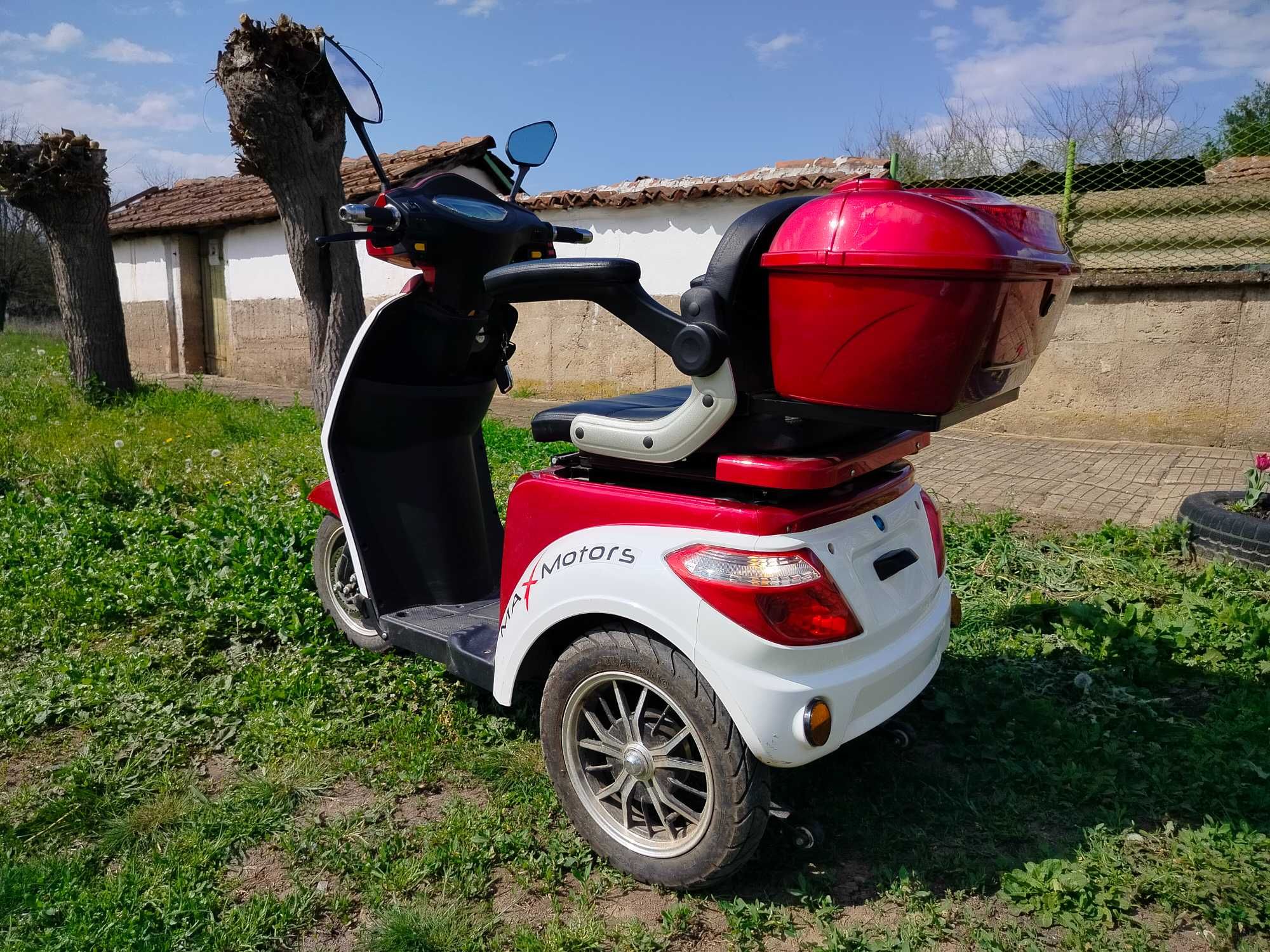 Електрическа триколка 1500W 20Ah MaxMotors FM1, червена