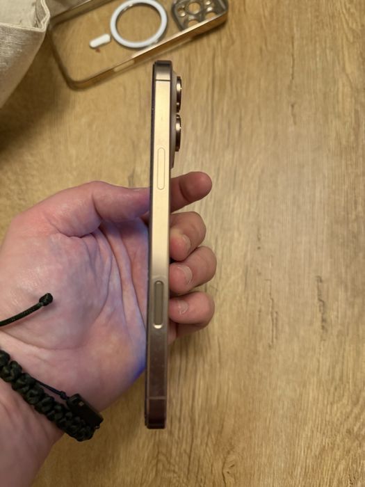 Iphone 16 Pro Max 256 gb Dessert gold