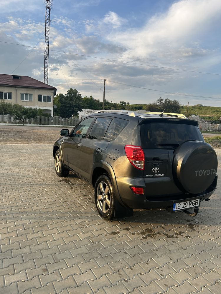 Vand toyota rav 4