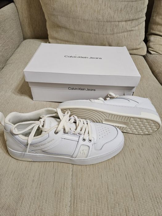 Обувки calvin klein