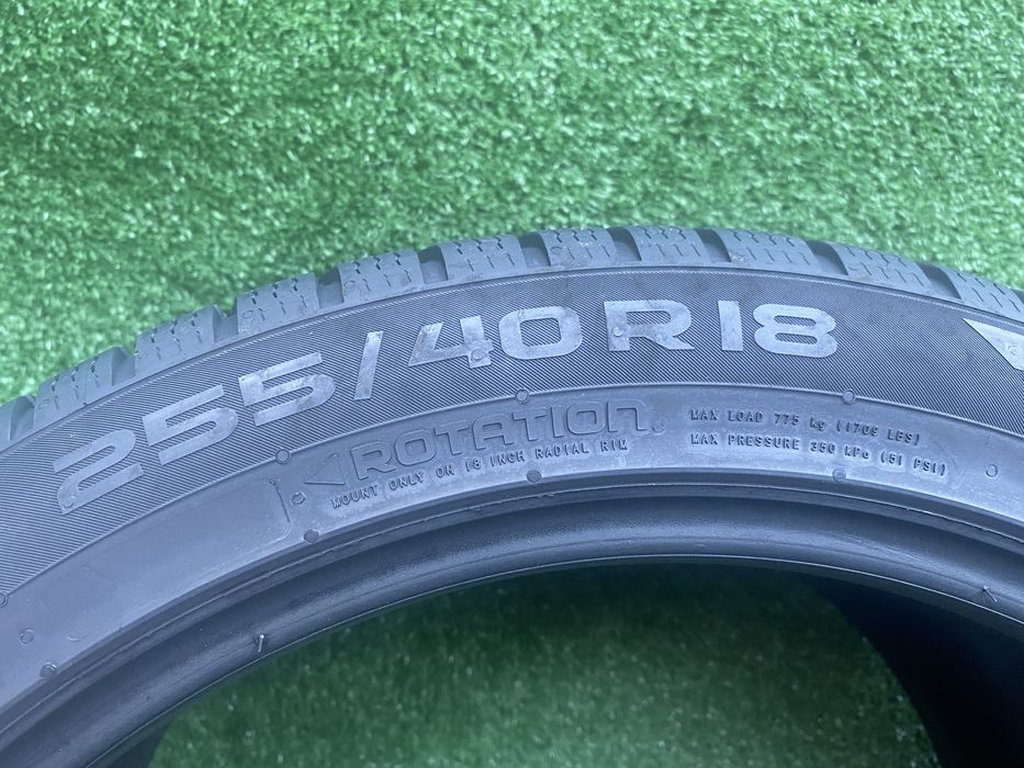Set 2 anvelope iarna Nokian WR Snowproof 255 40 R 18 99V Dot3521 6,1mm