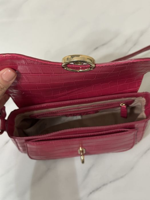 Оригинална Liu Jo дамска чанта + сатенена торбичка