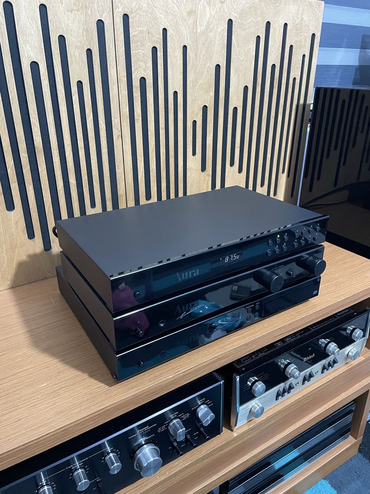 Aura ( bowers wilkins ) amp va 100 evolution cd auc 50 tuner aut 50