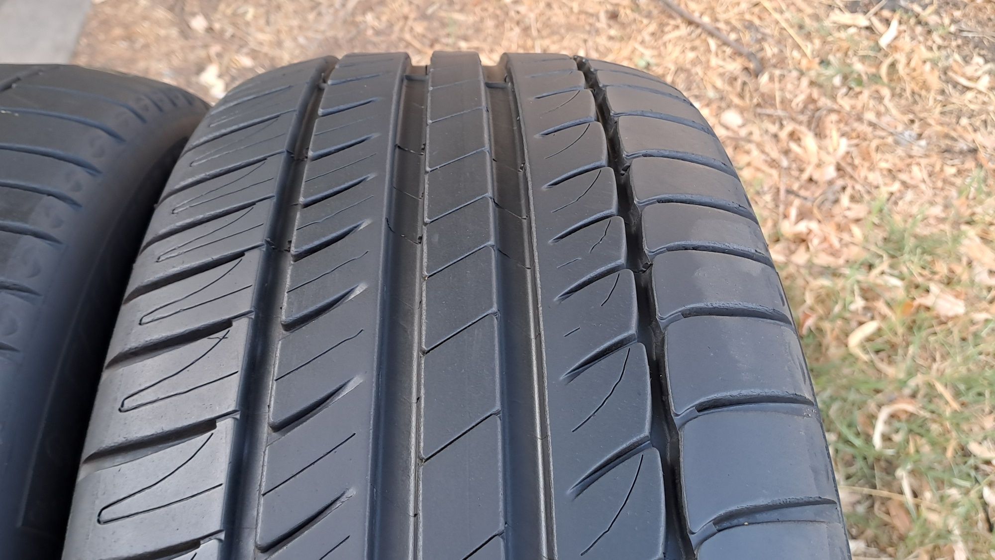 2бр. 225/45/17 Michelin Primacy HP