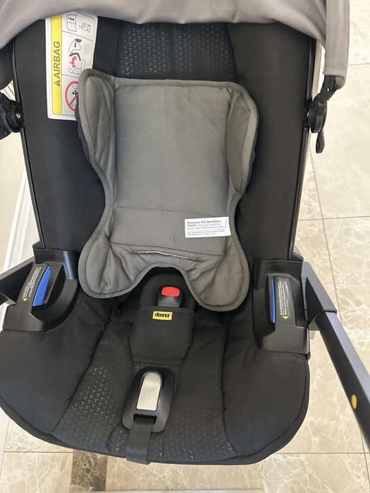 Коляска Doona + база isofix doona
