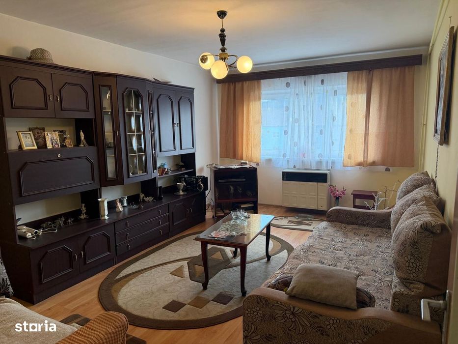 Apartament de vanzare, Vitrometan, etaj 4, PRET: 40.000 EURO