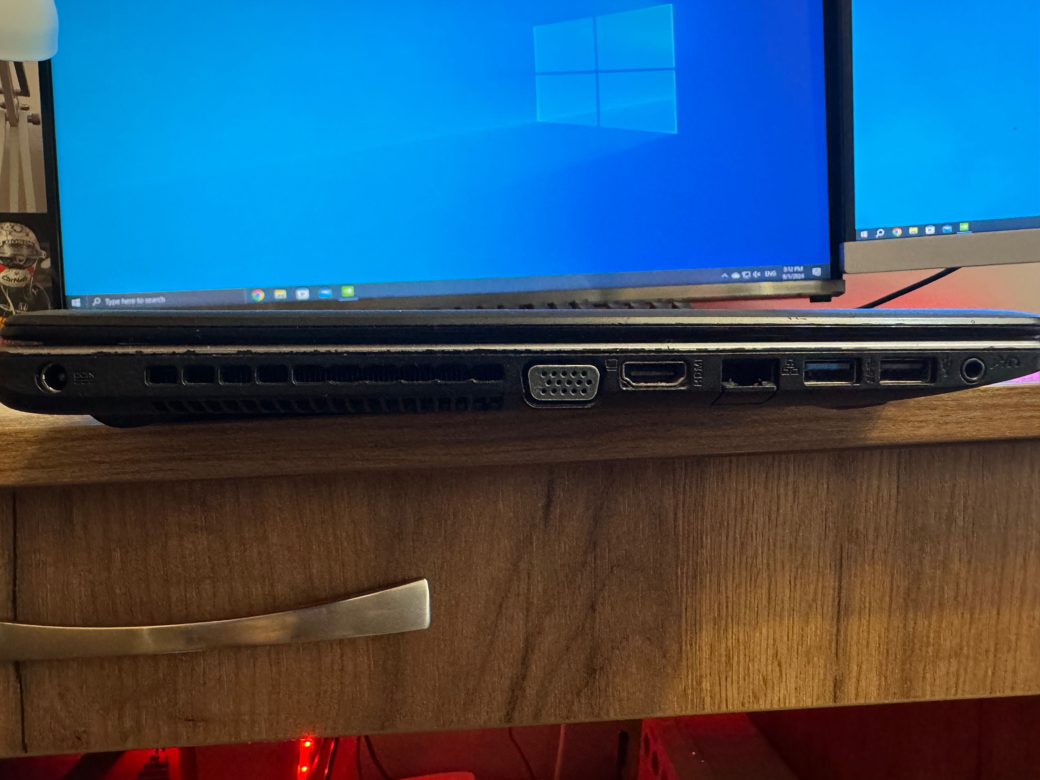 Asus X550CC-XX209,15.6",8GB, 1TB SSD, GeForce GT 720M, Intel® Core™ i3