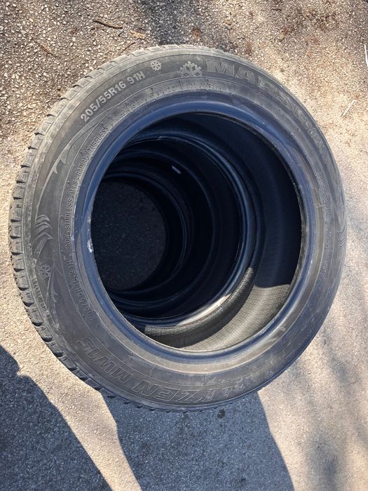 Зимни гуми 205/55/16 дот 21