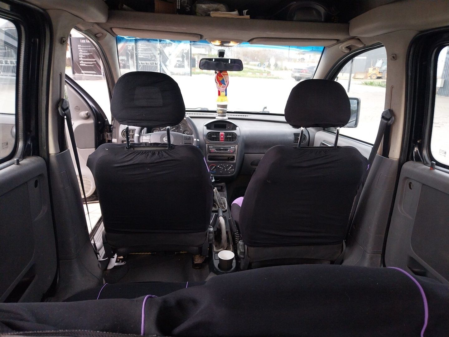 Vand sau sau schimb ,scimb si cu animale oi capre opel combo 1.7 disel