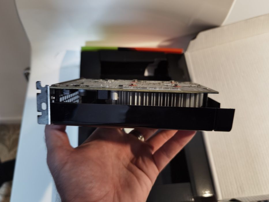 Nvidia 1050 2GB "Gainward"