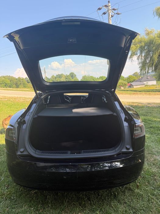 2016 Tesla Model S 90d