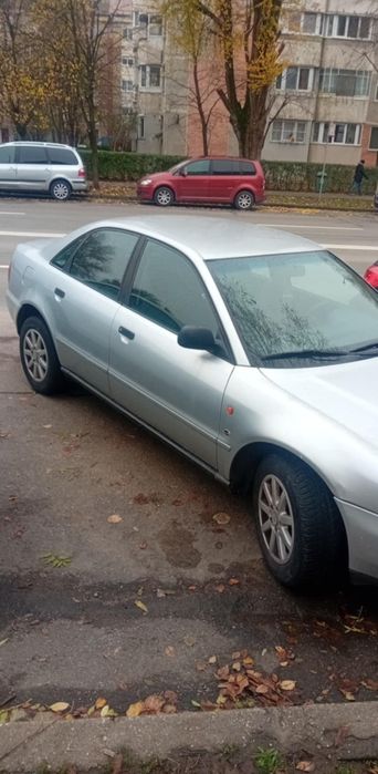 Mașină Audi A4 an.1997