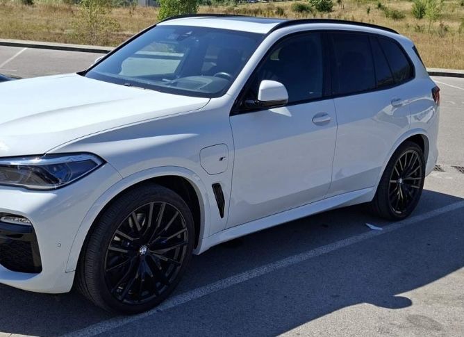 Гуми и джанти  22ц