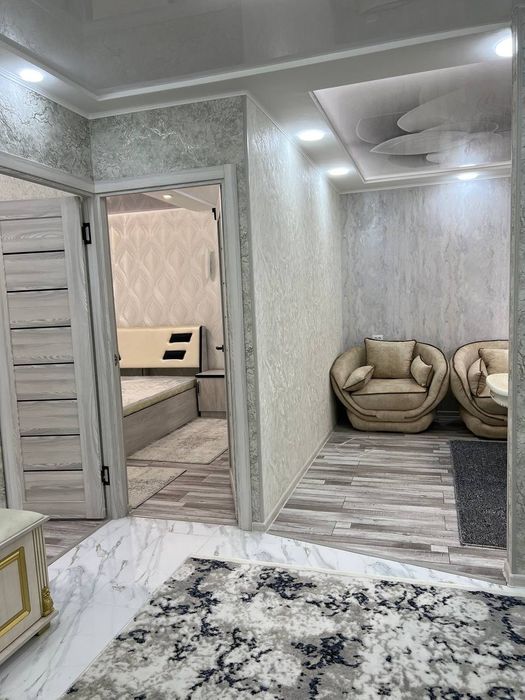 Срочно сдаю 3 ком евролукус квартира