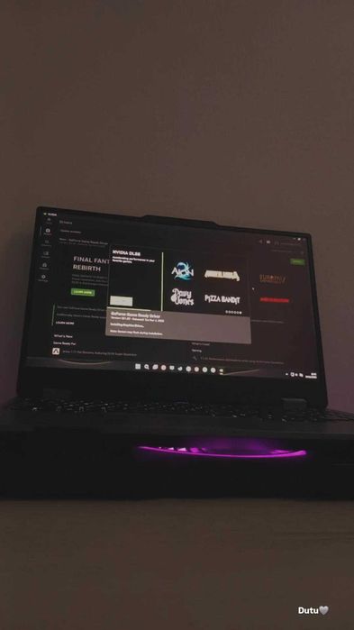 Laptop Lenovo LOQ 15ARP9 gaming