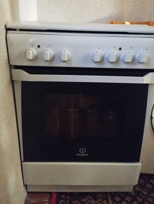 Продаётся электроплита