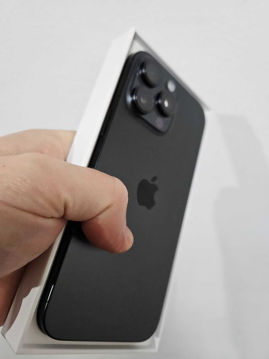 Iphone 16 Pro Max 256 Gb impecabil la cutie.