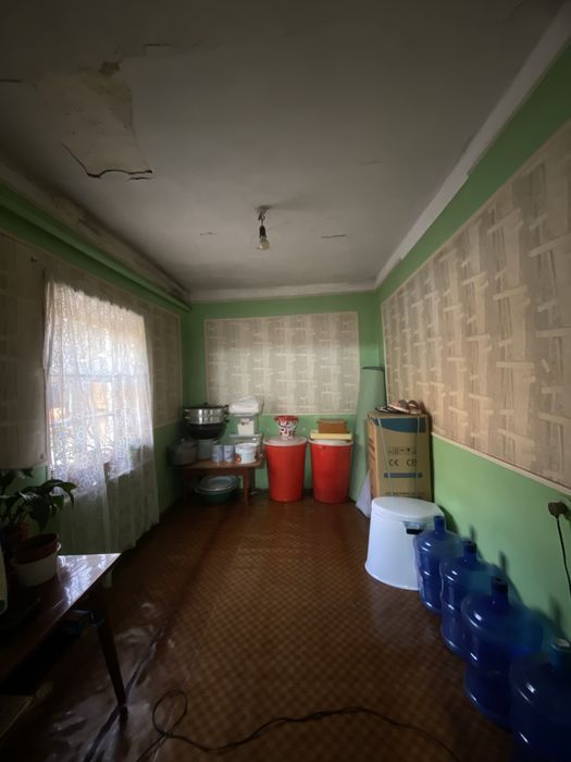 Продается участок . Старый дом