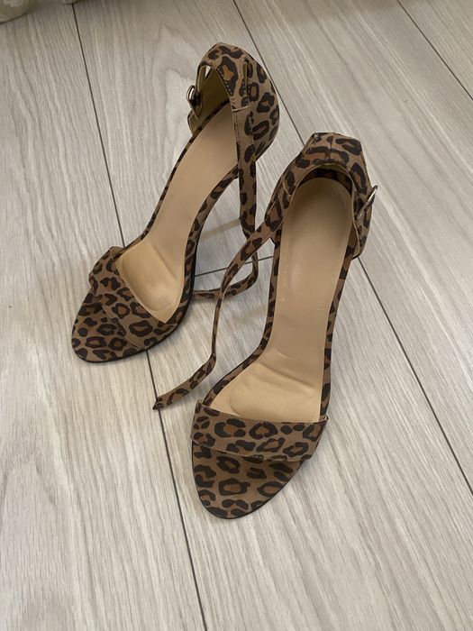 Sandale elegante leopard piele