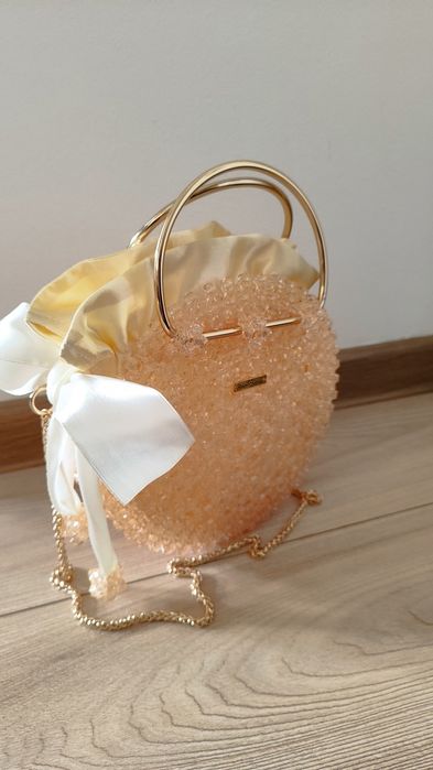 Чанта от мъниста