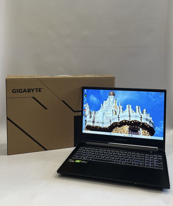 Геймърски лаптоп Gigabyte AMD Ryzen 5 5600H, Nvidia RTX 3060 6GB