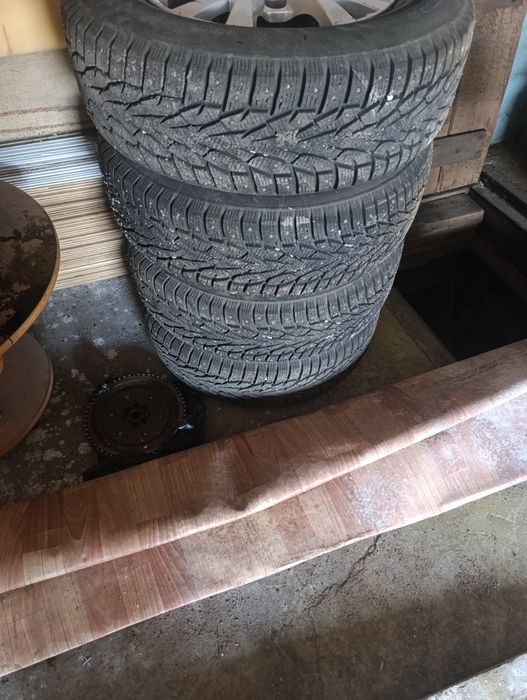 Шины 225/70/16 комплект